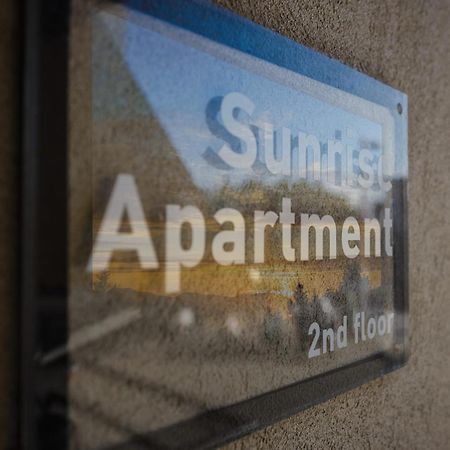 Sunrise Apartment Iraklio Exterior foto