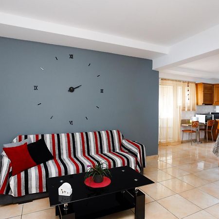 Sunrise Apartment Iraklio Exterior foto